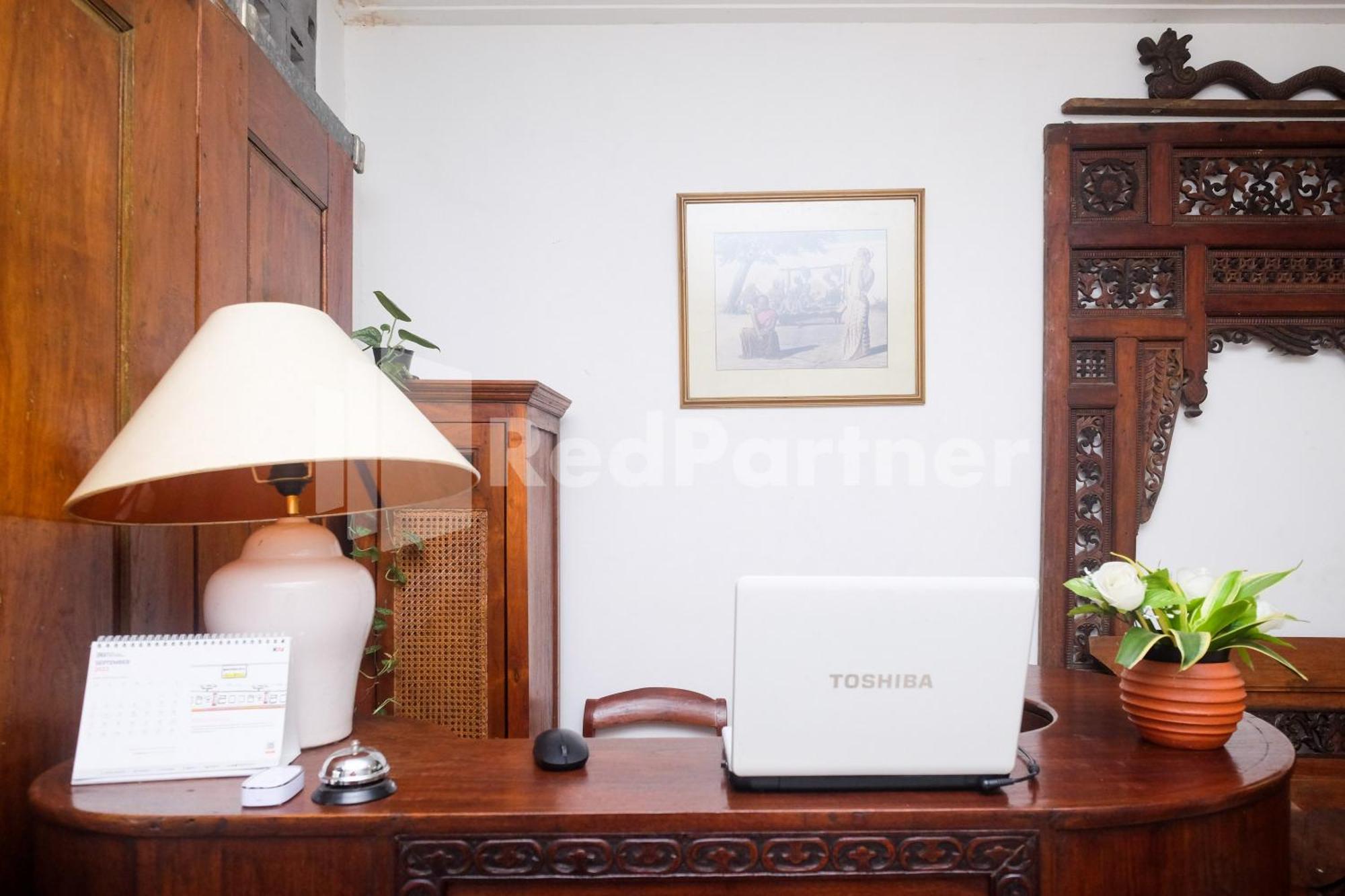 Ndliman House Near Ugm Jogja Mitra Reddoorz 호텔 Kejayan 외부 사진