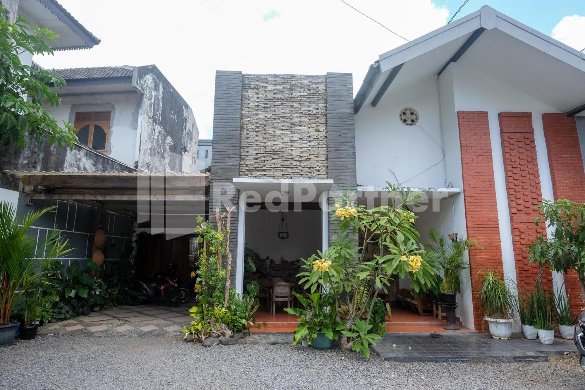 Ndliman House Near Ugm Jogja Mitra Reddoorz 호텔 Kejayan 외부 사진