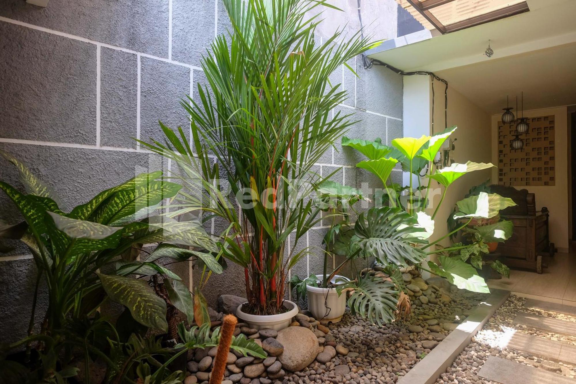 Ndliman House Near Ugm Jogja Mitra Reddoorz 호텔 Kejayan 외부 사진